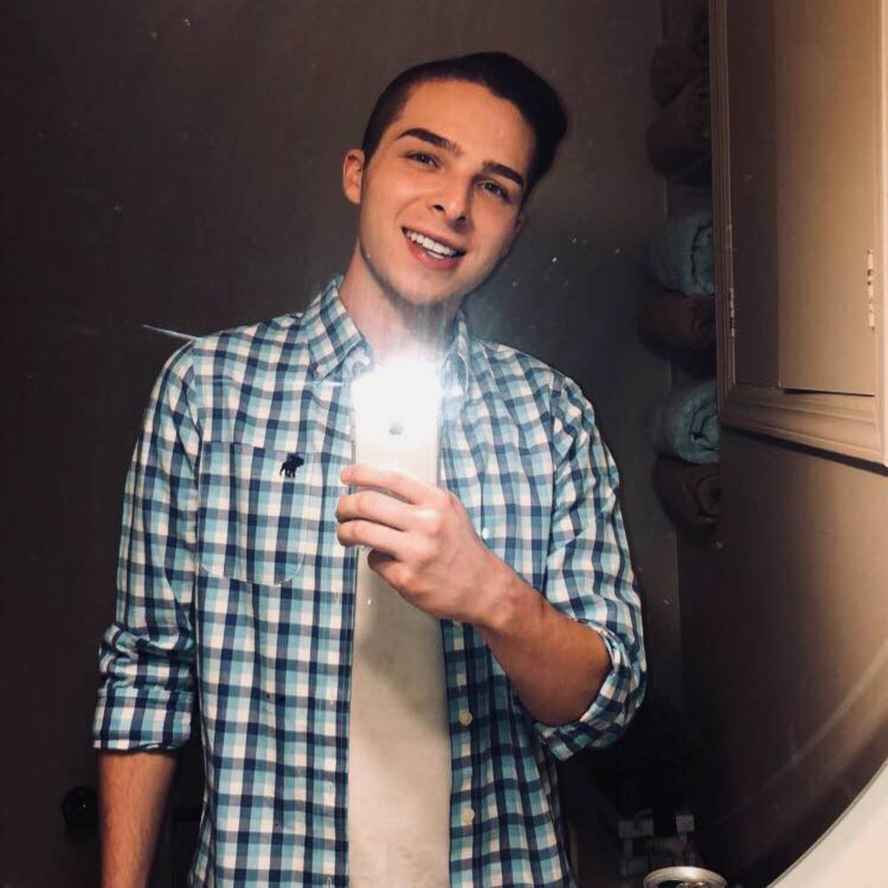 Meet your Posher, Christian